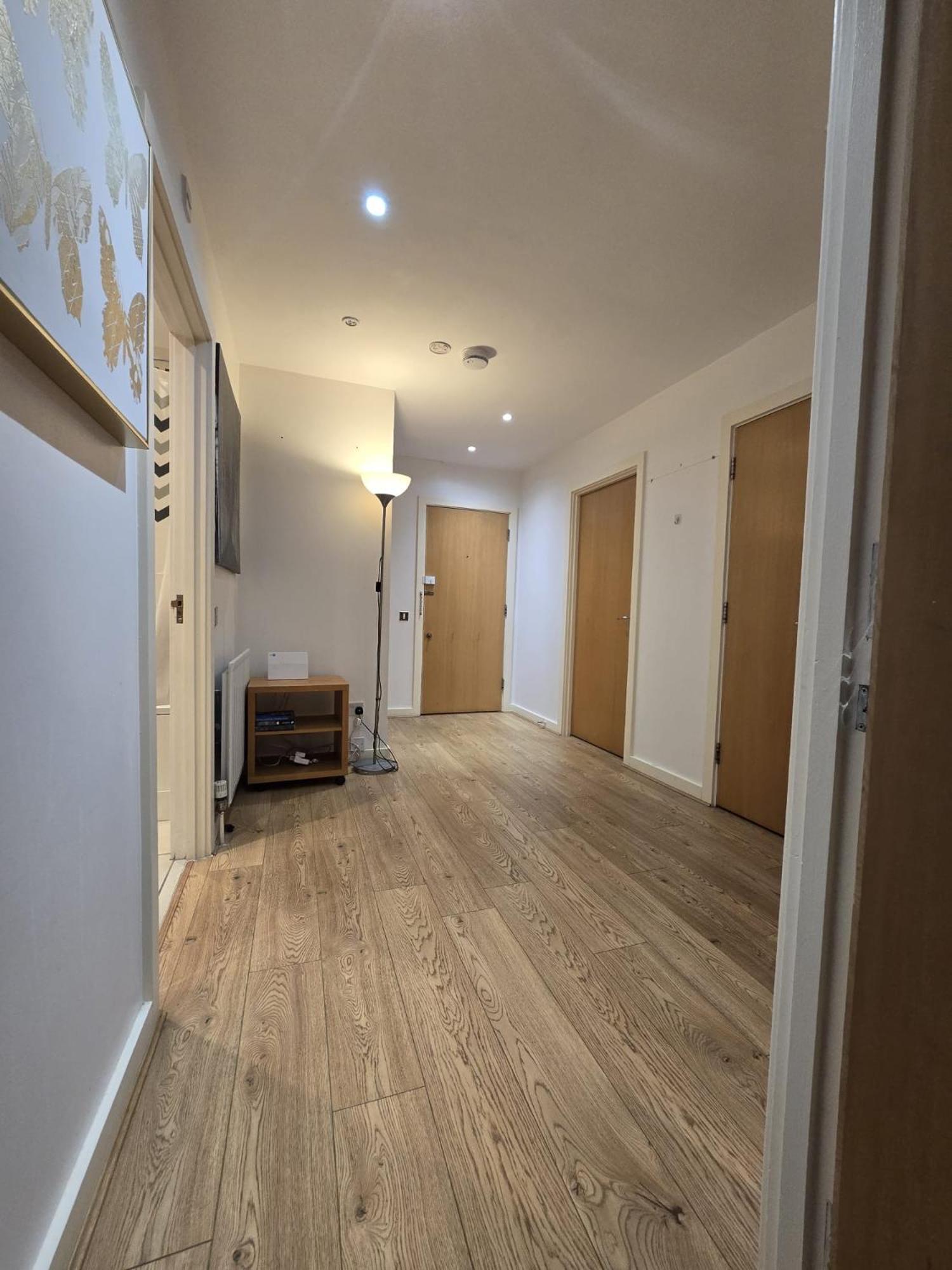 Ocean Wharf Apartment London